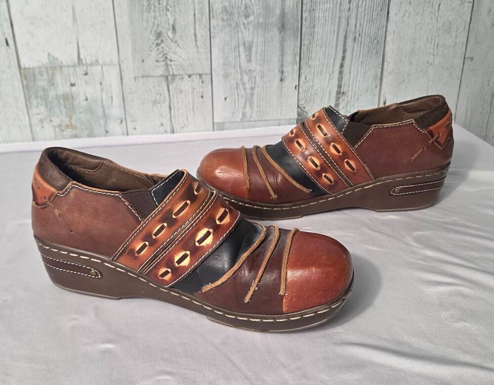 L'Artiste Sherbert Leather Enclosed Clogs w Hook & Loop Strap Sz. 38 (7.5-8)